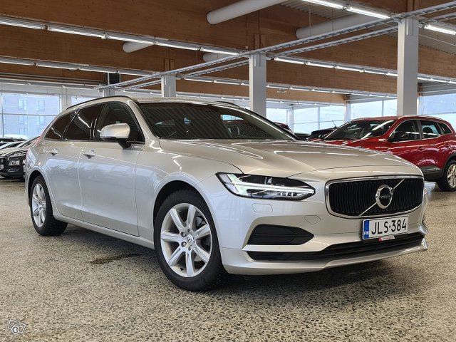 Volvo V90 1