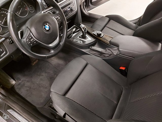 BMW 335d Xdrive 9