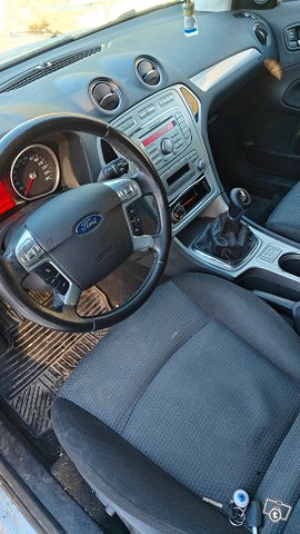 Ford Mondeo 7