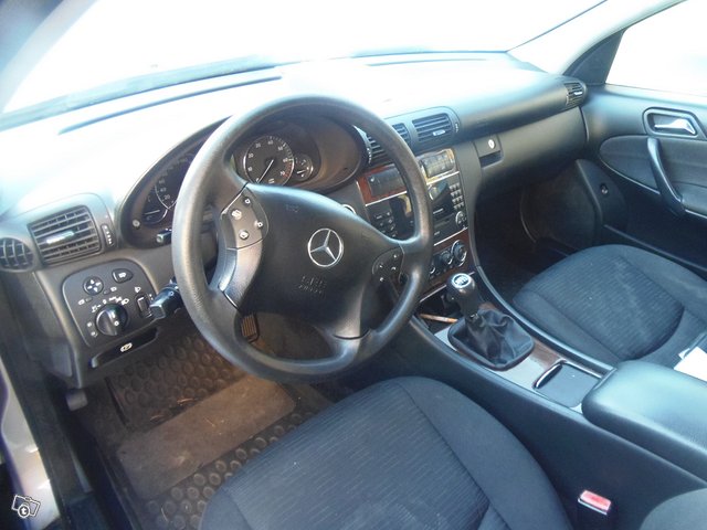 Mercedes-Benz 180 4