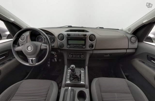 Volkswagen Amarok 9