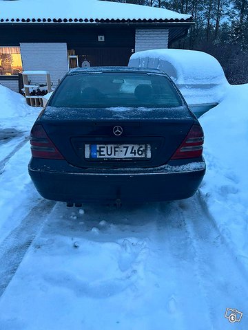 Mercedes-Benz C 270 3