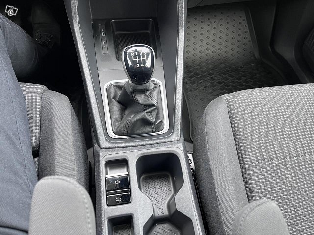 Volkswagen Caddy 17