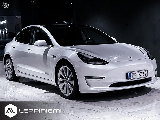 Tesla Model 3, kuva 1