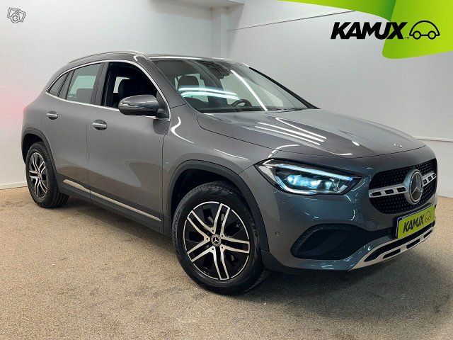 Mercedes-Benz GLA, kuva 1