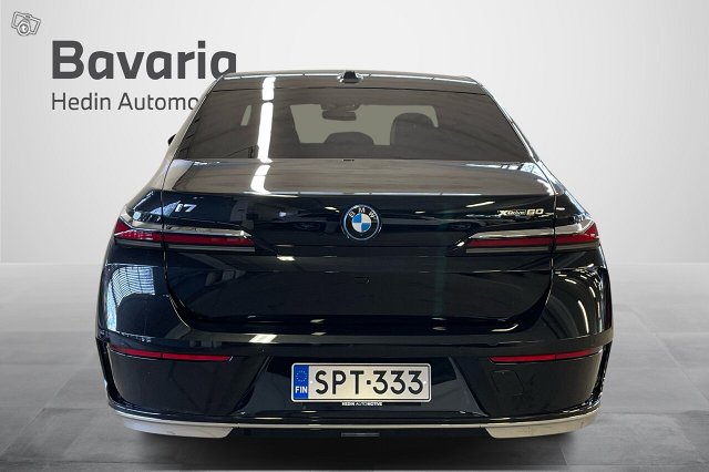 BMW I7 3