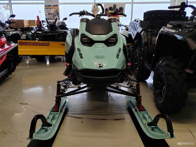 Ski-Doo Freeride 2