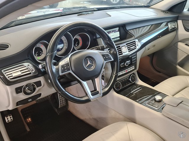 Mercedes-Benz CLS 16