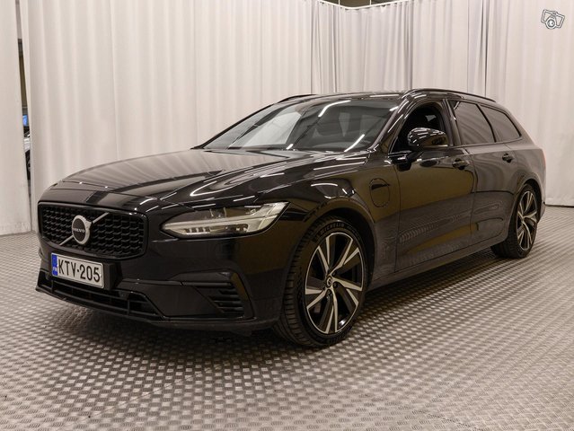 Volvo V90 24