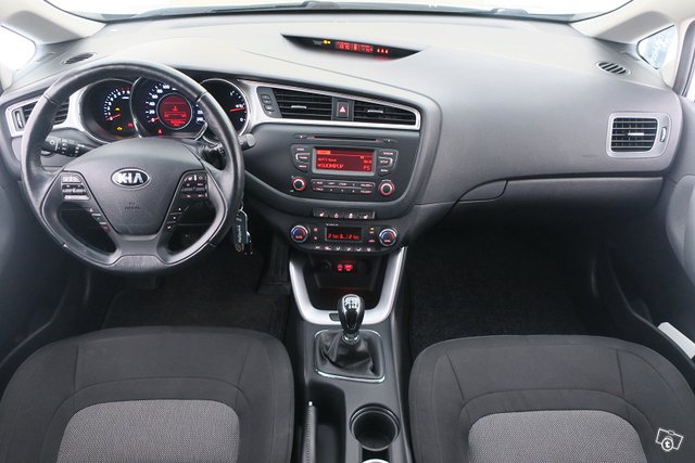 Kia Cee'd 11