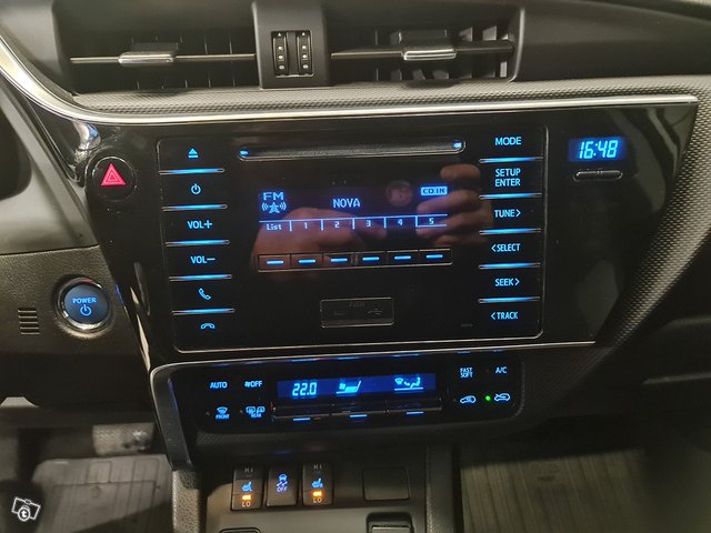 Toyota Toyota Auris 8