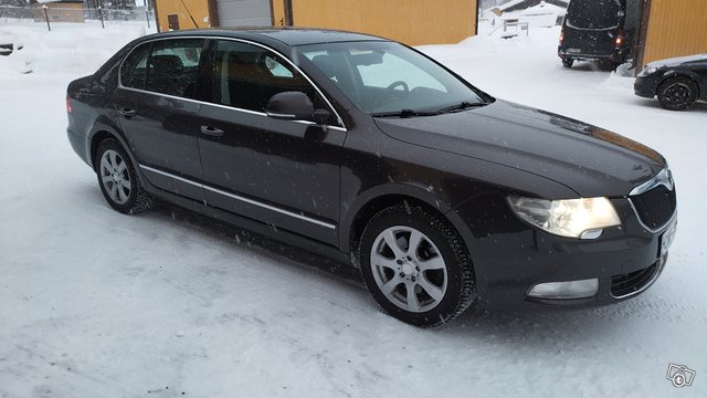 Skoda Superb, kuva 1