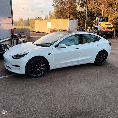 Tesla Model 3 3