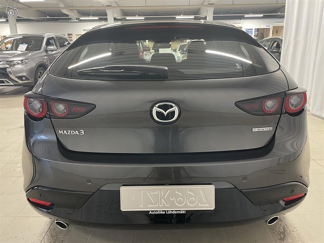 Mazda Mazda3 4