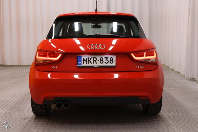 Audi A1 5