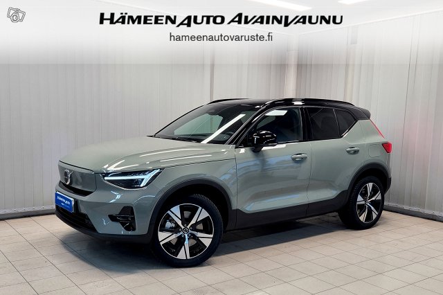 Volvo XC40 1