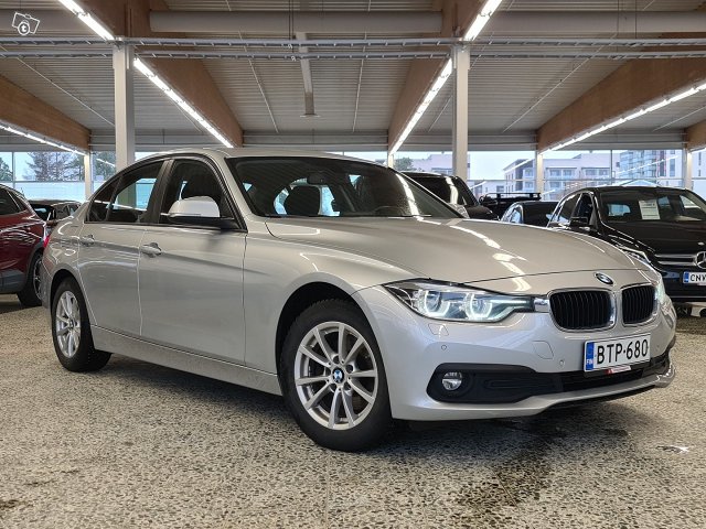 BMW 320 1