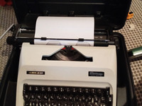 Kirjoituskone adler