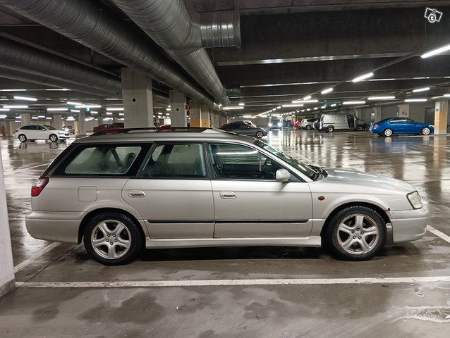 Subaru Legacy 5