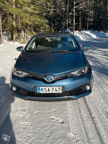 Toyota Auris 1