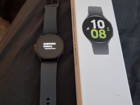 Samsung Galaxy Watch5 44mm BT lykello (musta), Puhelintarvikkeet, Puhelimet ja tarvikkeet, Hyvink, Tori.fi
