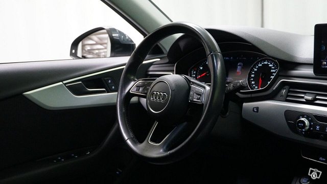 Audi A4 15