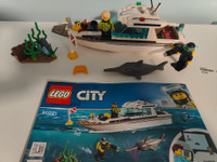 Lego City 60221 sukellusjahti