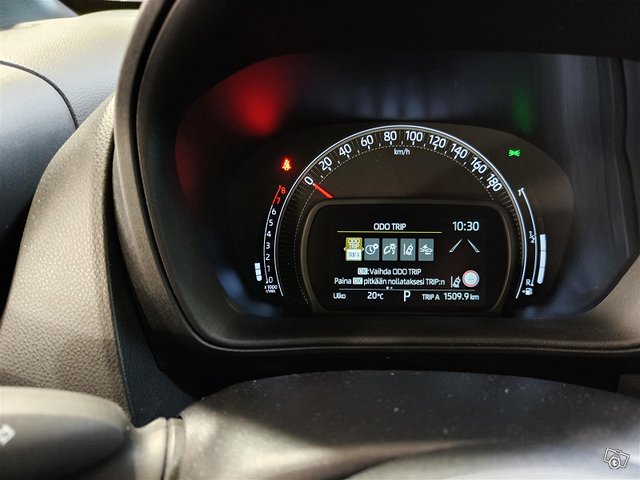 Toyota Aygo X 18
