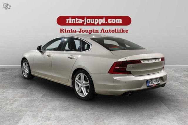 Volvo S90 5