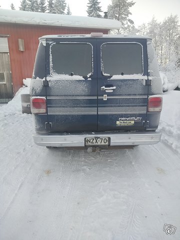 Chevrolet Van 8