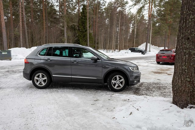 Volkswagen Tiguan 4