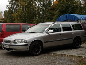 Volvo v70 mk2 osina, Autovaraosat, Auton varaosat ja tarvikkeet, Sysmä, Tori.fi