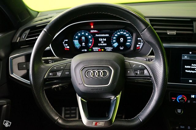 Audi Q3 14