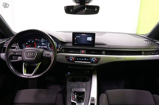 Audi A4 Allroad 11
