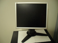 Tietokoneen näyttö PC monitor