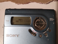 Sony MZ-N920 Minidisc walkman.