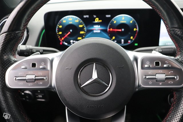 Mercedes-Benz GLB 19