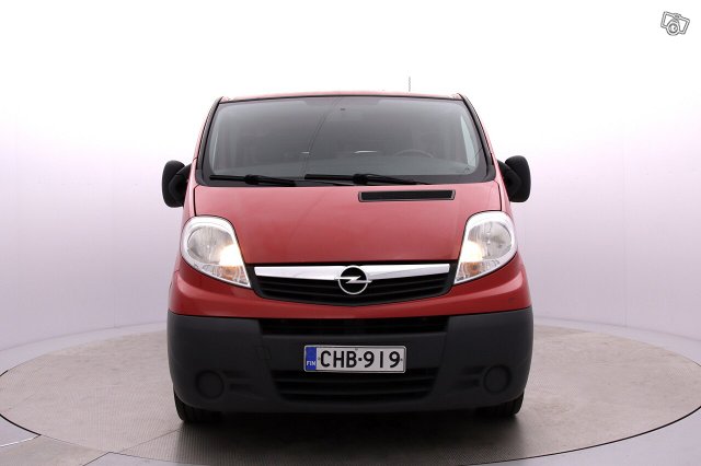 Opel Vivaro 9