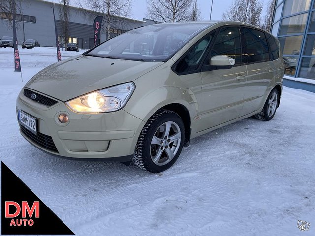 Ford S-MAX 18