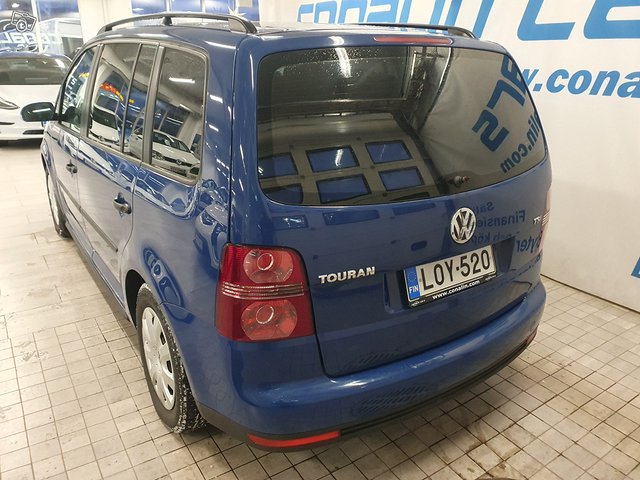 Volkswagen Touran 3