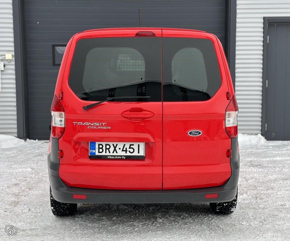 Ford Transit Courier 12