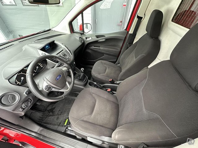 Ford Transit Courier 15