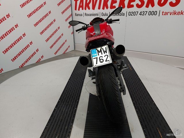 Ducati Monster 8
