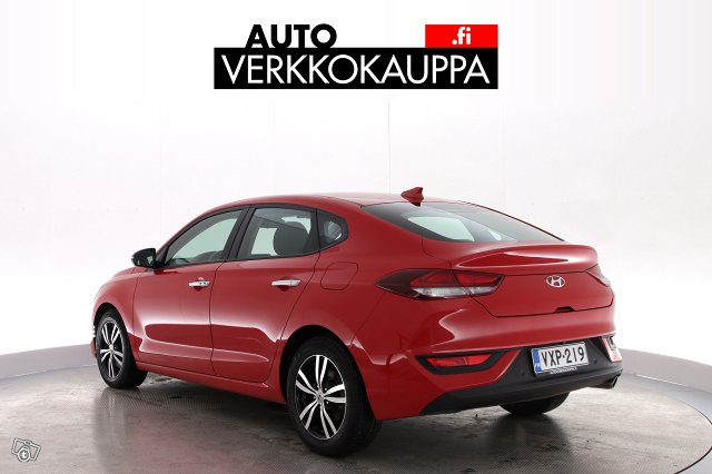 HYUNDAI I30 Fastback 4