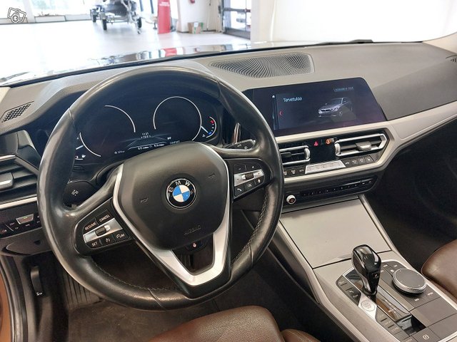BMW 320 15