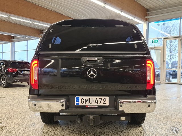 Mercedes-Benz X 4