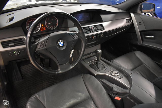 BMW 530 23