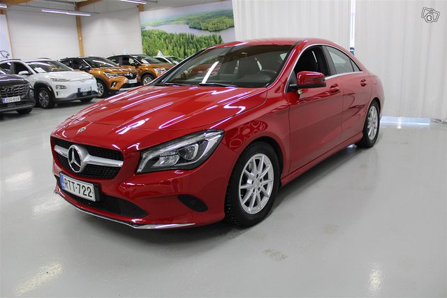 MERCEDES-BENZ CLA 3