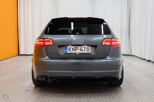 Audi RS3 6