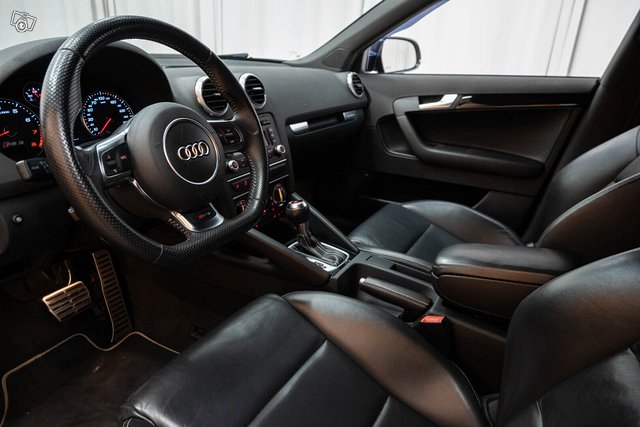 Audi RS3 13